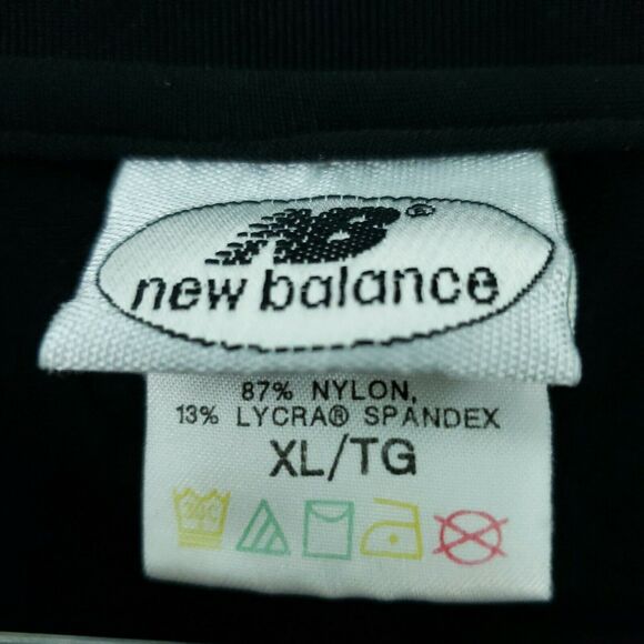 WOMEN'S New Balance Thermal Black Jacket WITH Attached Mittens Running Outdoor - Picture 5 of 7